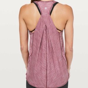 Lululemon essential tank pleated